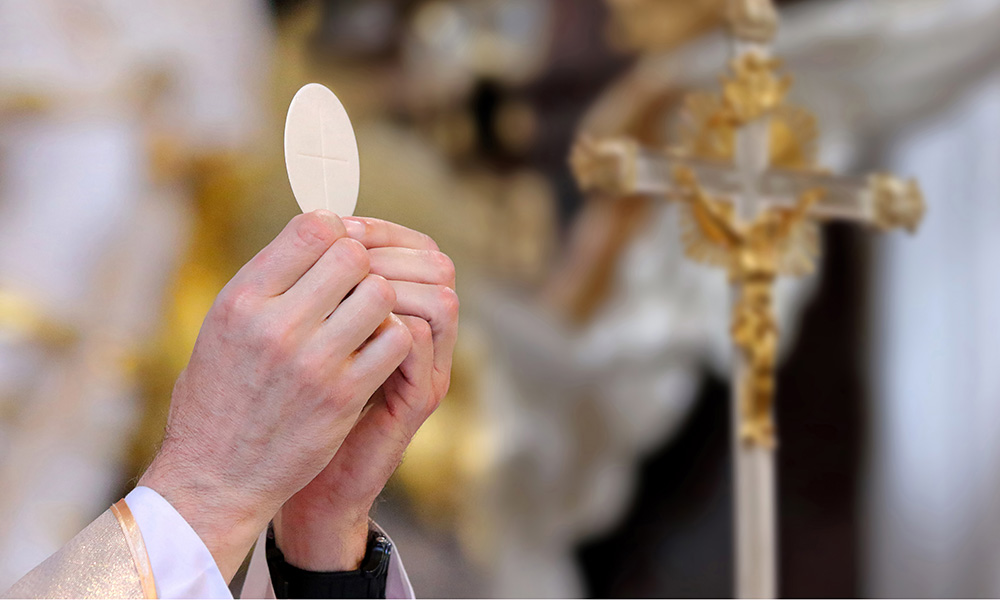 Illicit Omissions and Additions in Eucharistic Prayers – Introduction